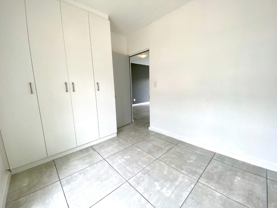 2 Bedroom Property for Sale in Aan de Wijnlanden Western Cape